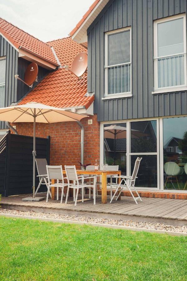 Ferienhaus-Ostseehus Ховахт Экстерьер фото