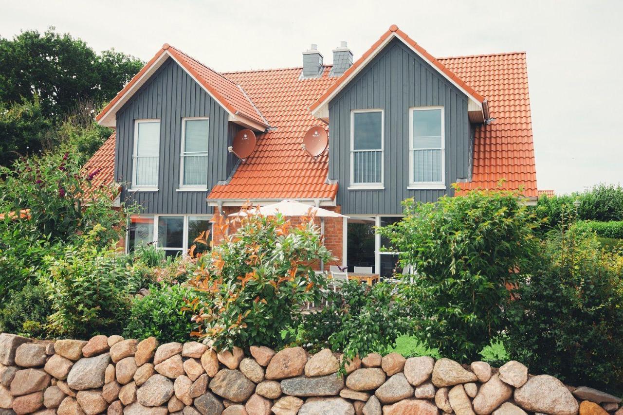 Ferienhaus-Ostseehus Ховахт Экстерьер фото