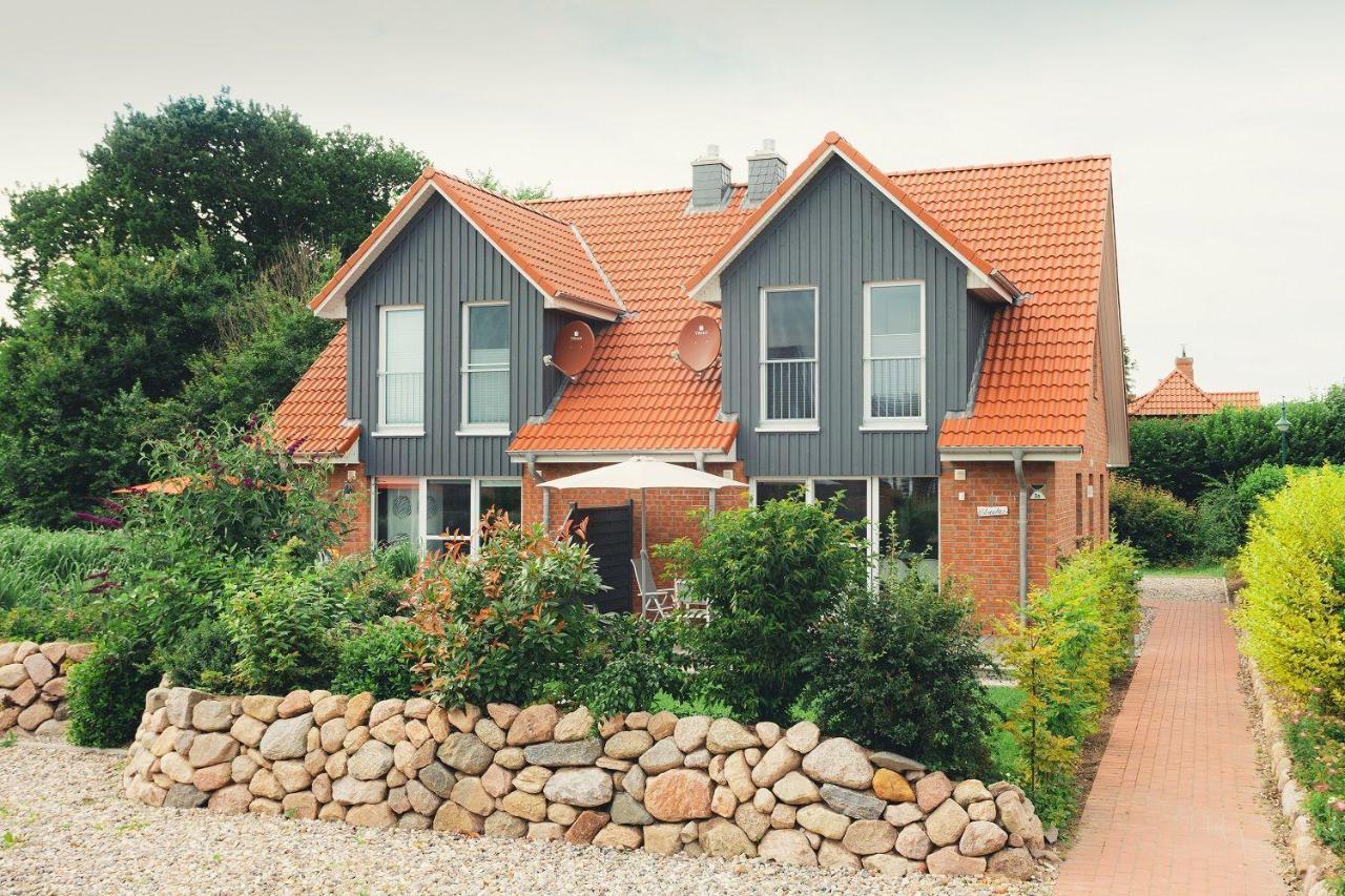 Ferienhaus-Ostseehus Ховахт Экстерьер фото