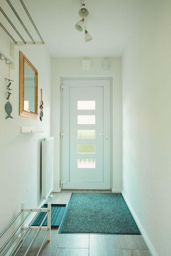 Ferienhaus-Ostseehus Ховахт Экстерьер фото